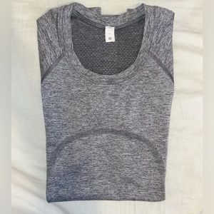 Lululemon swiftly tech shirt
